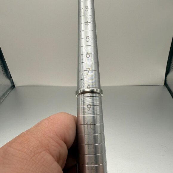 Blue Glass Stone Silver Tone Ring Vintage Style Size 8 - Picture 6 of 6